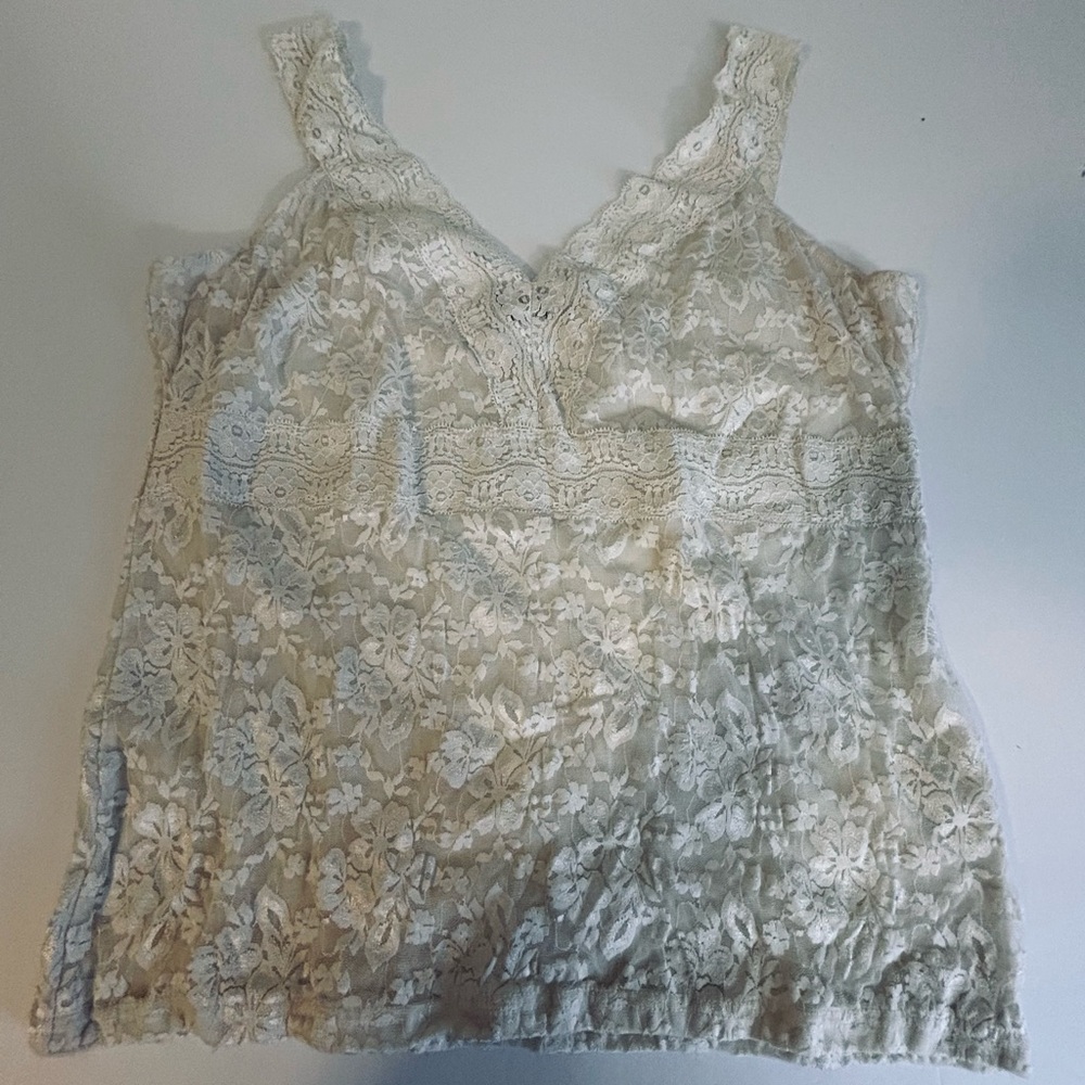 Roz & Ali Cream Lace V-Neck Cami